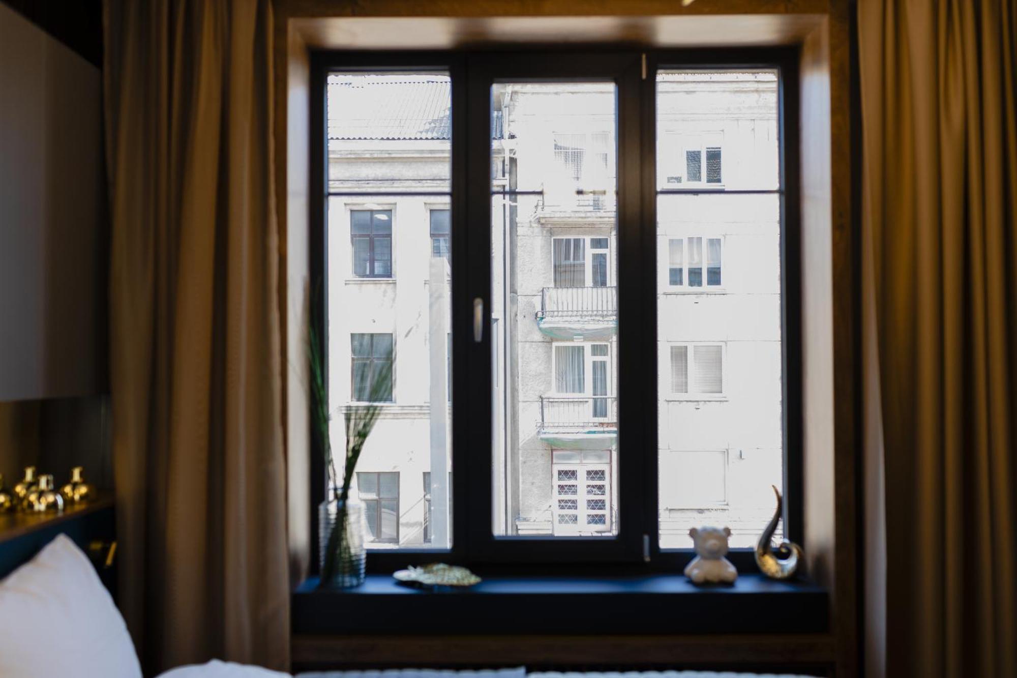 Four Sisters Luxury Rooms In Siauliai Bagian luar foto