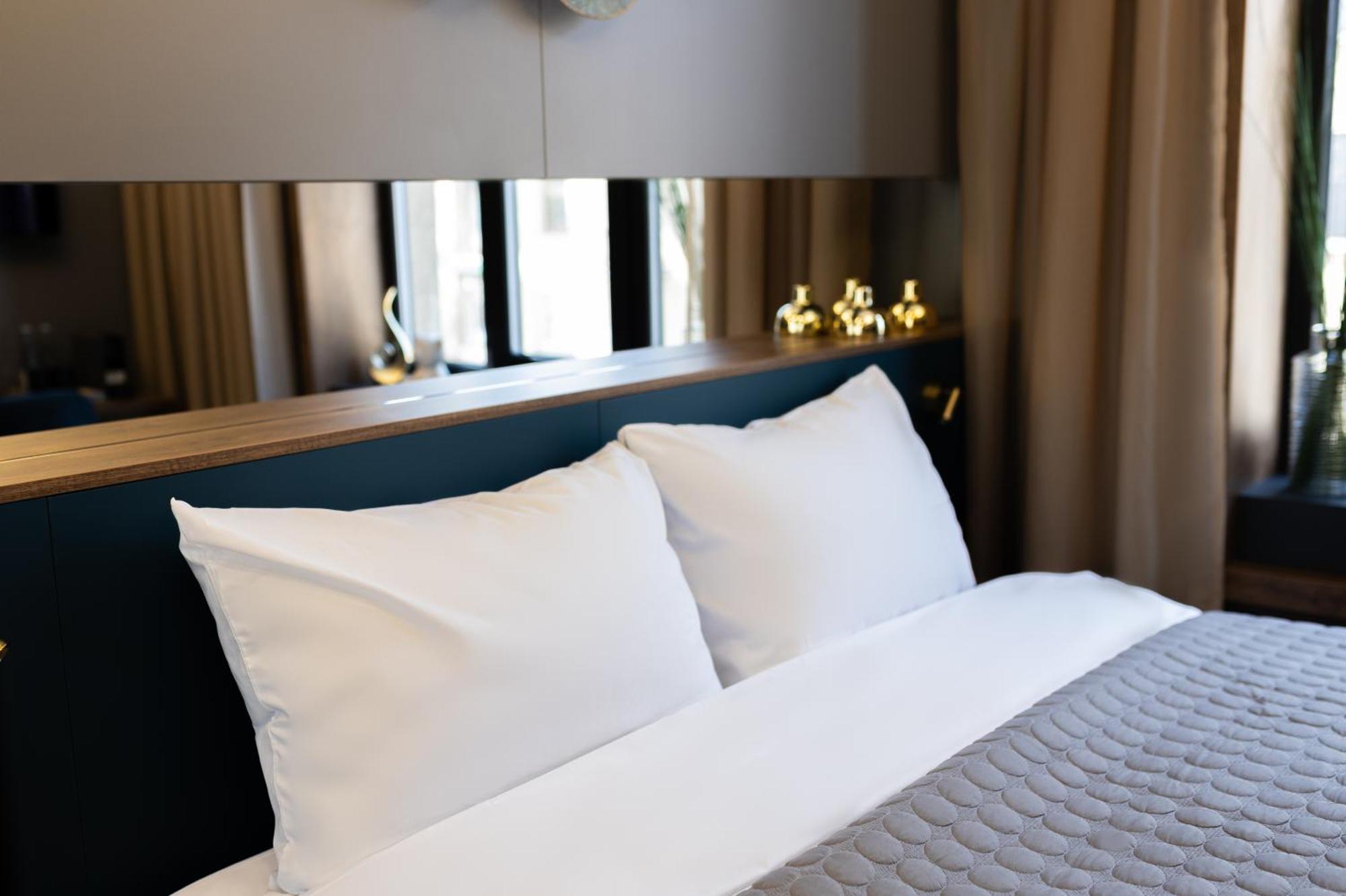 Four Sisters Luxury Rooms In Siauliai Bagian luar foto
