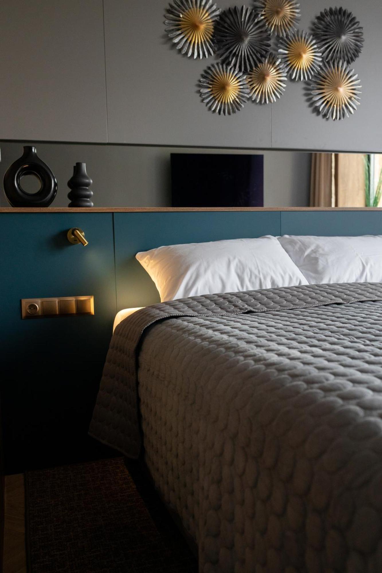 Four Sisters Luxury Rooms In Siauliai Bagian luar foto