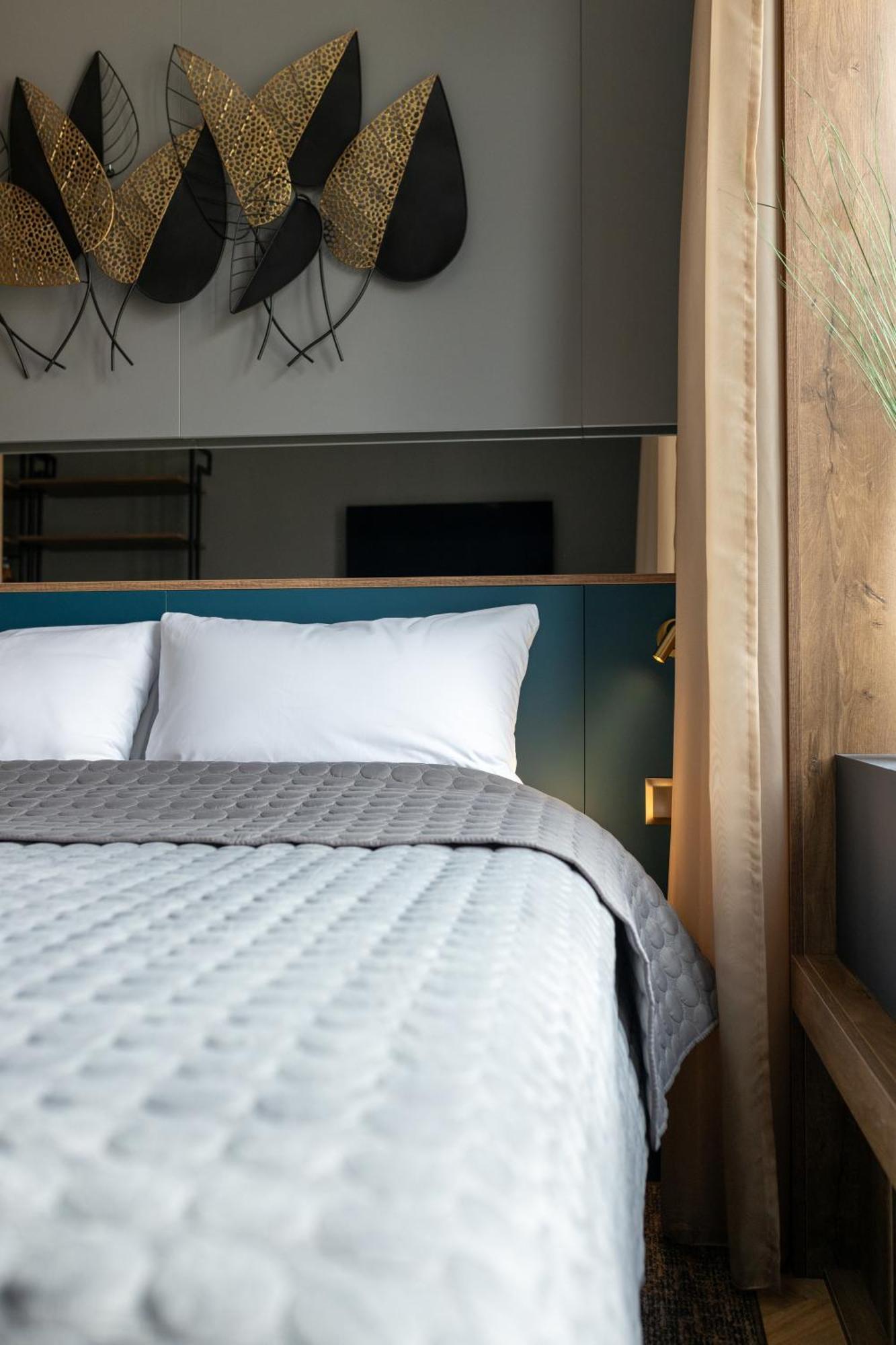 Four Sisters Luxury Rooms In Siauliai Bagian luar foto